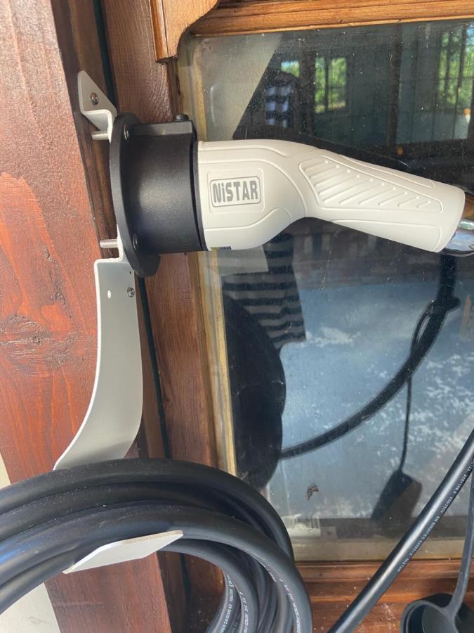 Hooters Apartment Ev Point ウェイドブリッジ エクステリア 写真